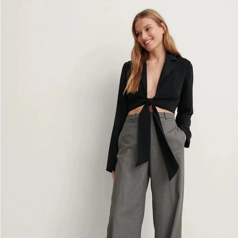 Tie front collared top